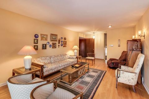 Tiny photo for 7621 Davis Street, Morton Grove, IL 60053 (MLS # 12534026)