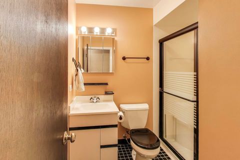 Tiny photo for 7621 Davis Street, Morton Grove, IL 60053 (MLS # 12534026)