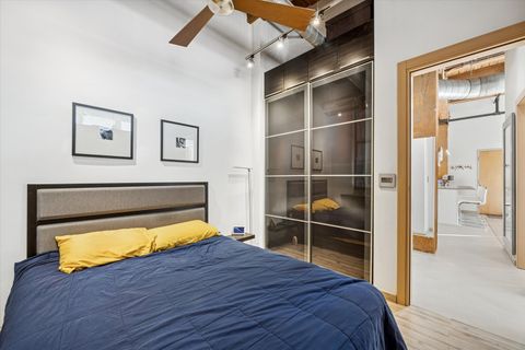 Tiny photo for 1500 W Monroe Street #220, Chicago, IL 60607 (MLS # 12501362)