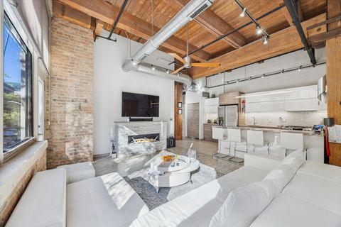 Tiny photo for 1500 W Monroe Street #220, Chicago, IL 60607 (MLS # 12501362)