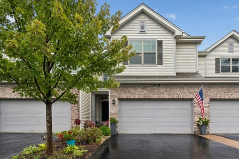 Photo of 1009 N Auburn Ridge Drive, Palatine, IL 60067 (MLS # 12775075)