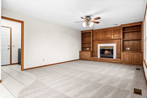 Tiny photo for 25 Pebblebrook Court, Bloomington, IL 61705 (MLS # 12621477)