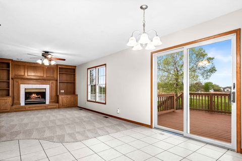 Tiny photo for 25 Pebblebrook Court, Bloomington, IL 61705 (MLS # 12621477)