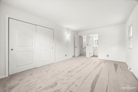 Tiny photo for 795 N Elmwood Drive, Aurora, IL 60506 (MLS # 12524179)