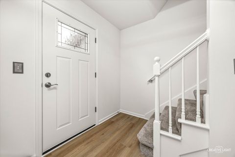 Tiny photo for 795 N Elmwood Drive, Aurora, IL 60506 (MLS # 12524179)