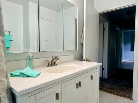 Tiny photo for 926 Valley Road, Lake Forest, IL 60045 (MLS # 12736690)