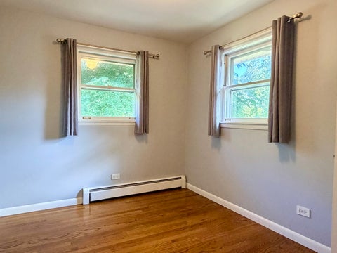 Tiny photo for 926 Valley Road, Lake Forest, IL 60045 (MLS # 12736690)