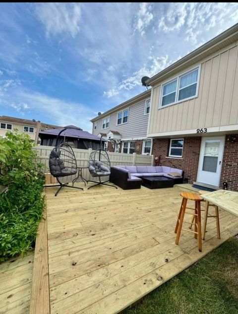 Tiny photo for 263 Green Court, Wood Dale, IL 60191 (MLS # 12704044)
