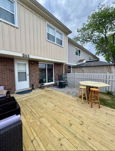 Tiny photo for 263 Green Court, Wood Dale, IL 60191 (MLS # 12704044)