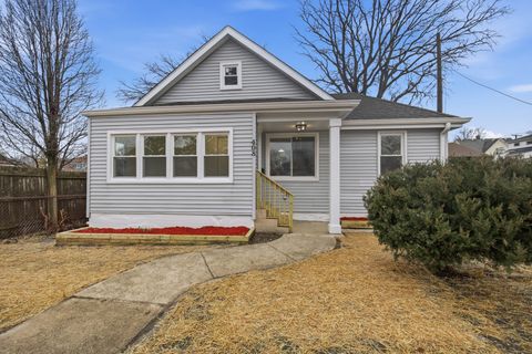 Tiny photo for 408 N Hebbard Street, Joliet, IL 60432 (MLS # 12592214)