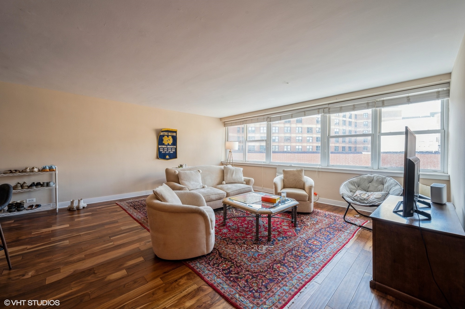 2300 N Commonwealth Avenue 4K