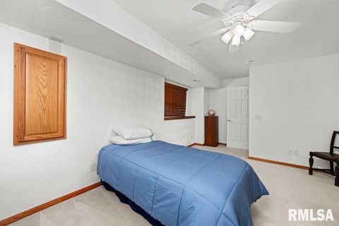 Tiny photo for 5377 RED FOX Road, Bettendorf, IA 52722 (MLS # QC4269987)