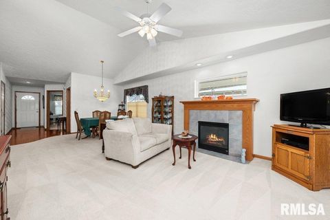 Tiny photo for 5377 RED FOX Road, Bettendorf, IA 52722 (MLS # QC4269987)