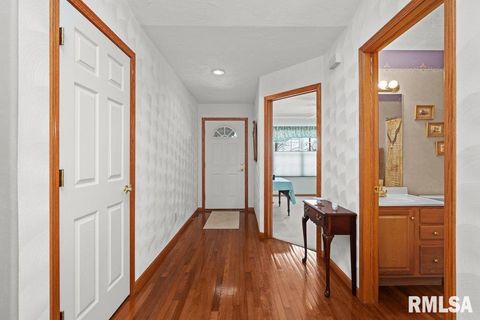 Tiny photo for 5377 RED FOX Road, Bettendorf, IA 52722 (MLS # QC4269987)