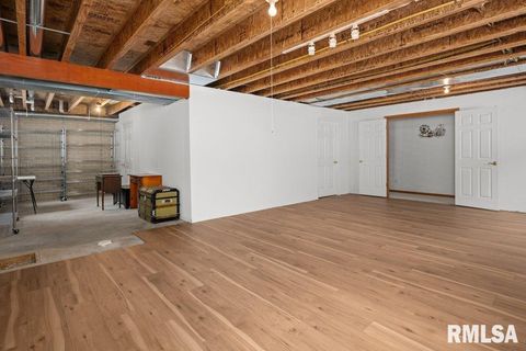 Tiny photo for 5377 RED FOX Road, Bettendorf, IA 52722 (MLS # QC4269987)