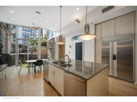 Tiny photo for 1434 N Dearborn Street, Chicago, IL 60610 (MLS # 12445304)