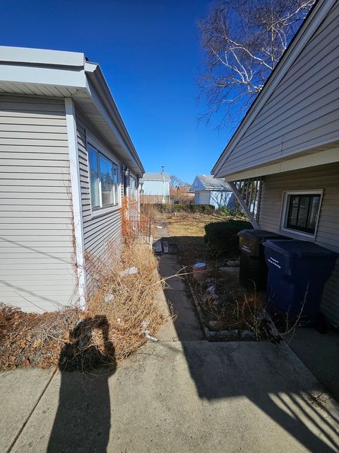 Tiny photo for 4939 N Cumberland Avenue, Norridge, IL 60706 (MLS # 12602745)