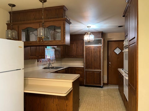 Tiny photo for 1620 Barthelone Street, Crest Hill, IL 60403 (MLS # 12754341)