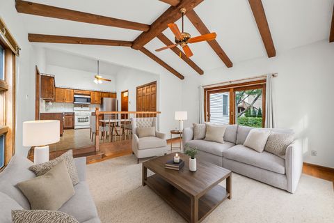 Tiny photo for 7 Douglas Drive, Sugar Grove, IL 60554 (MLS # 12489296)