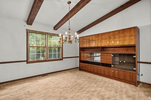 Tiny photo for 7 Douglas Drive, Sugar Grove, IL 60554 (MLS # 12489296)