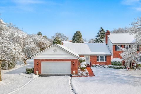 Photo of 7 Douglas Drive, Sugar Grove, IL 60554 (MLS # 12489296)