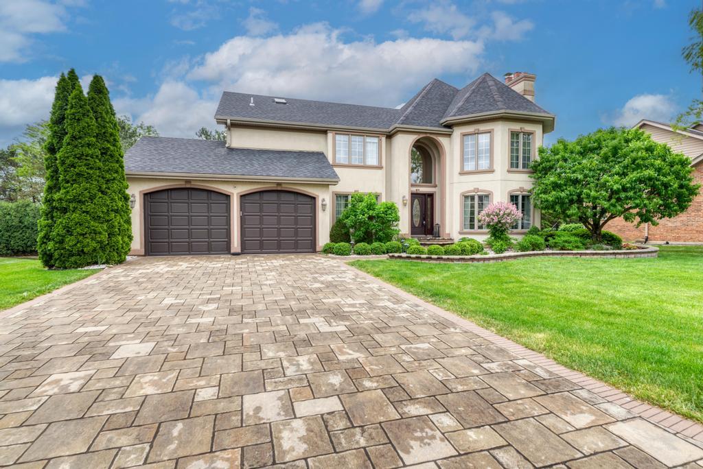 1505 Old Oak Place