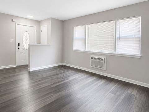 Tiny photo for 4313 S Harlem Avenue #4, Stickney, IL 60402 (MLS # 12715727)