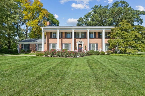 Photo of 788 Linden Avenue, Lake Forest, IL 60045 (MLS # 12774798)