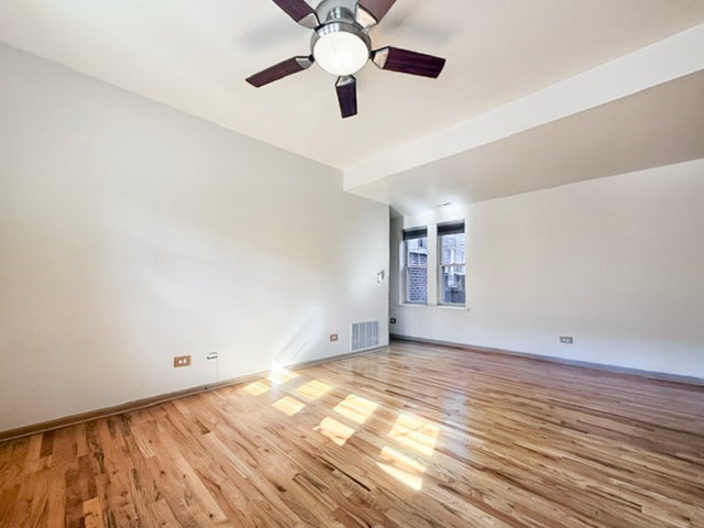 2317 E 70th Place 111W