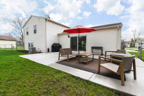 Tiny photo for 1112 N Old Bridge Road, Palatine, IL 60067 (MLS # 12620353)