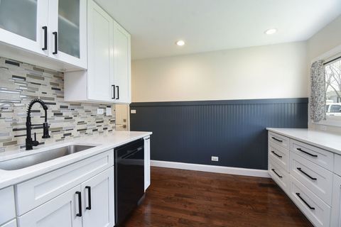 Tiny photo for 1112 N Old Bridge Road, Palatine, IL 60067 (MLS # 12620353)