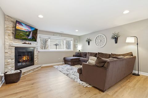 Tiny photo for 16538 Parliament Avenue, Tinley Park, IL 60477 (MLS # 12591967)