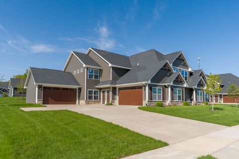 Tiny photo for 2940 Mary Leigh Drive #0, Bettendorf, IA 52722 (MLS # 12634031)