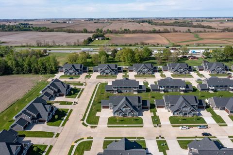 Tiny photo for 2940 Mary Leigh Drive #0, Bettendorf, IA 52722 (MLS # 12634031)