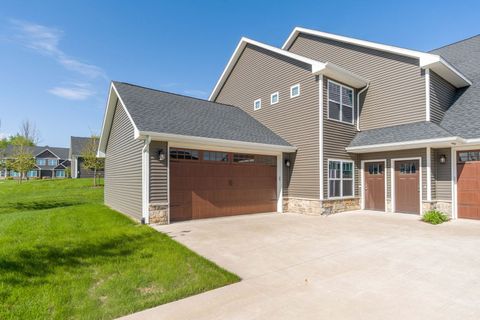Tiny photo for 2940 Mary Leigh Drive #0, Bettendorf, IA 52722 (MLS # 12634031)