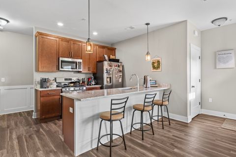 Tiny photo for 2940 Mary Leigh Drive #0, Bettendorf, IA 52722 (MLS # 12634031)