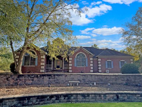 Photo of 8855 E 93rd Avenue, Crown Point, IN 46307 (MLS # 12571641)