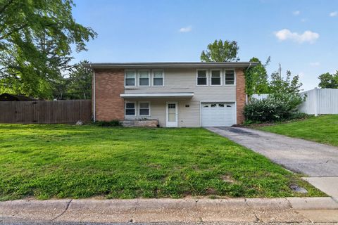 Photo of 4900 Hill Drive, Godfrey, IL 62035 (MLS # 12635921)