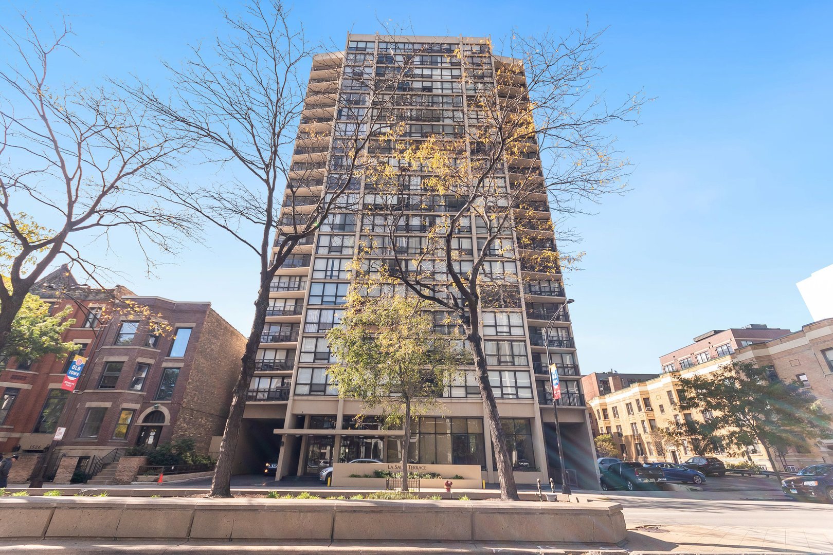 1540 N LaSalle Drive 1906