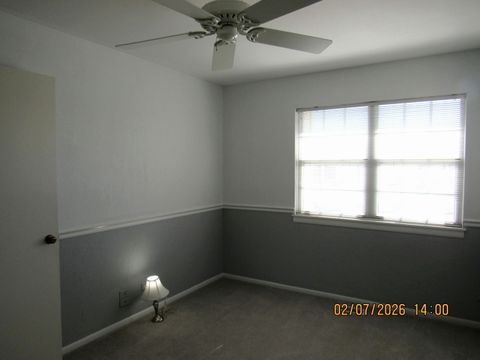 Tiny photo for 718 Sturnbridge Lane, Schaumburg, IL 60173 (MLS # 12605361)