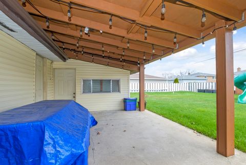 Tiny photo for 8037 Mcvicker Avenue, Burbank, IL 60459 (MLS # 12611855)