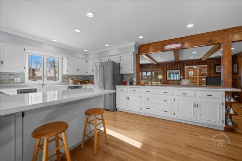 Tiny photo for 1612 Fox Bend Court, Naperville, IL 60563 (MLS # 12548478)