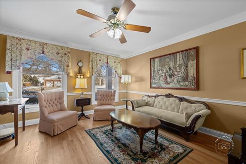 Tiny photo for 1612 Fox Bend Court, Naperville, IL 60563 (MLS # 12548478)