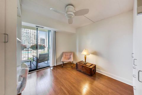 Tiny photo for 651 W Sheridan Road #7B, Chicago, IL 60613 (MLS # 12481104)