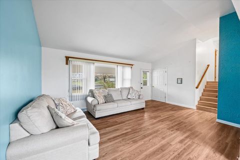 Tiny photo for 35W240 Crescent Drive, Dundee, IL 60118 (MLS # 12522466)