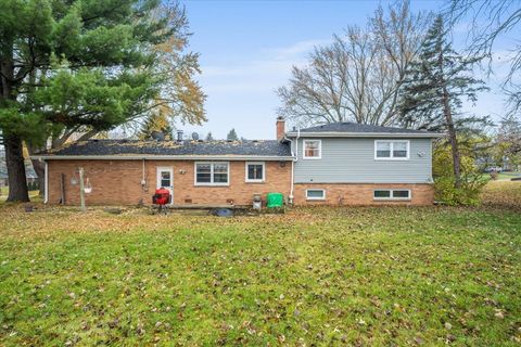 Tiny photo for 35W240 Crescent Drive, Dundee, IL 60118 (MLS # 12522466)