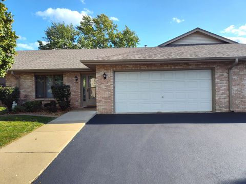 Photo of 2628 Eagle Drive #2628, Joliet, IL 60436 (MLS # 12508272)