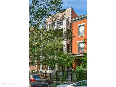 Photo of 862 W Roscoe Street #1, Chicago, IL 60657 (MLS # 12478309)
