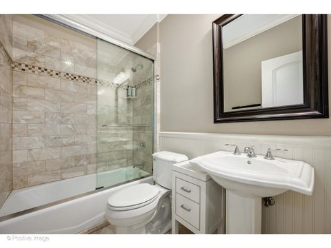 Tiny photo for 862 W Roscoe Street #1, Chicago, IL 60657 (MLS # 12478309)