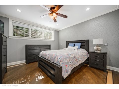 Tiny photo for 862 W Roscoe Street #1, Chicago, IL 60657 (MLS # 12478309)
